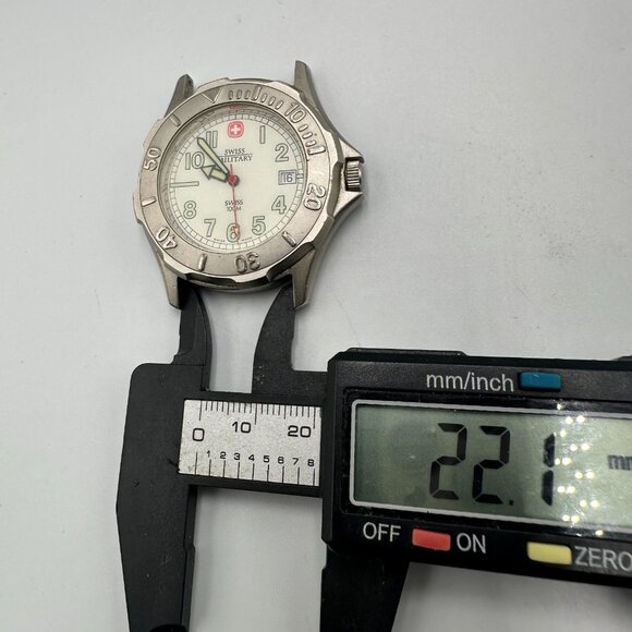 Swiss Military Watch Men Silver Tone Case No Band Date Window 41MM New Battery - Picture 5 of 6